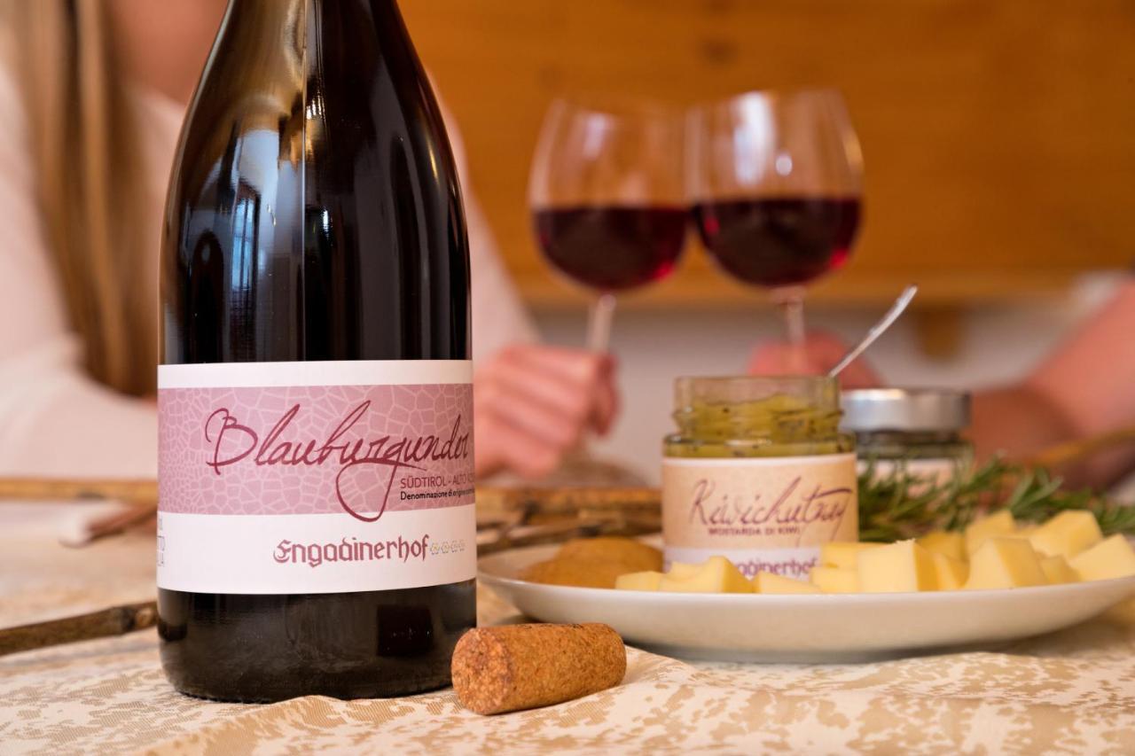 Engadiner Apartments & Wines مونتانا المظهر الخارجي الصورة