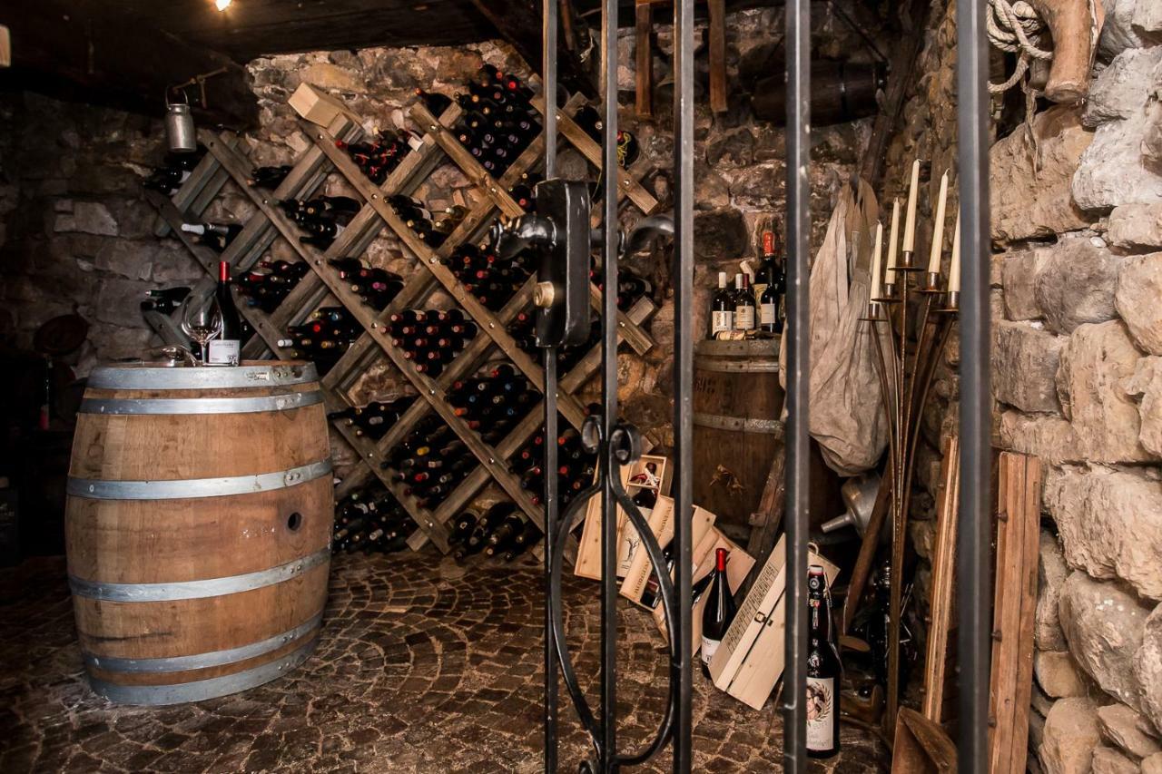 Engadiner Apartments & Wines مونتانا المظهر الخارجي الصورة