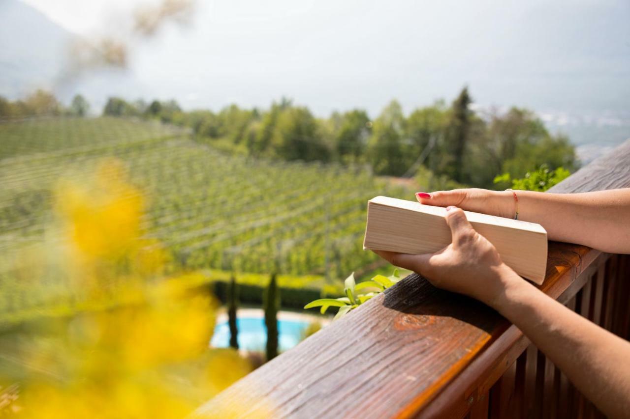 Engadiner Apartments & Wines مونتانا المظهر الخارجي الصورة
